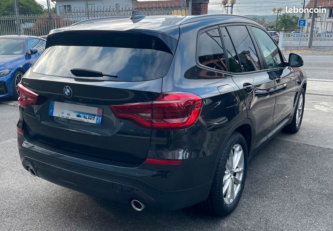 BMW X3 xDrive Lounge